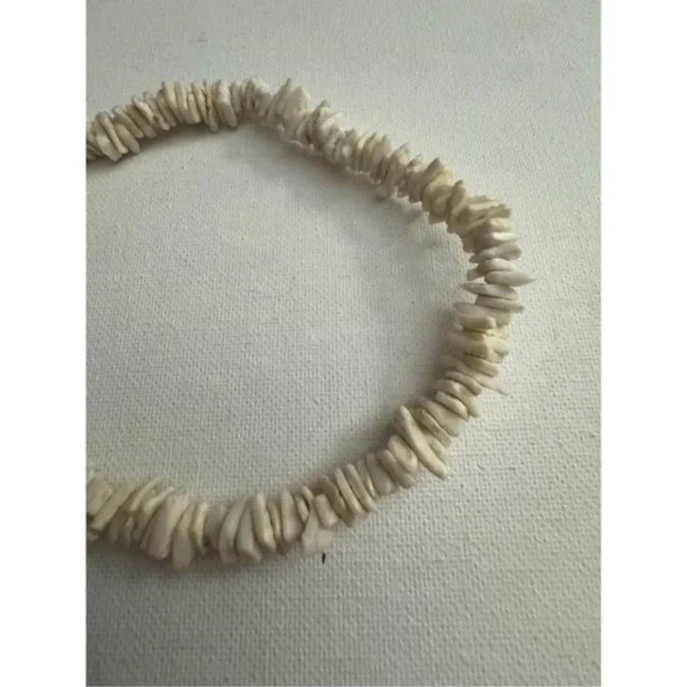 Vintage Y2K Womens White Pebbled Stone Collar Choker Necklace Surfer Beachy 90's